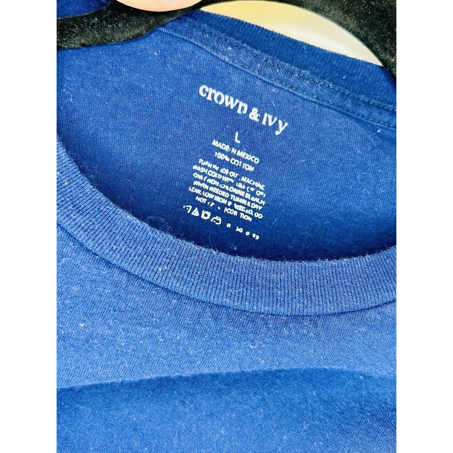 Crown & Ivy “Support Local Pub” Men’s Large Blue Short Sleeve Graphic Tee