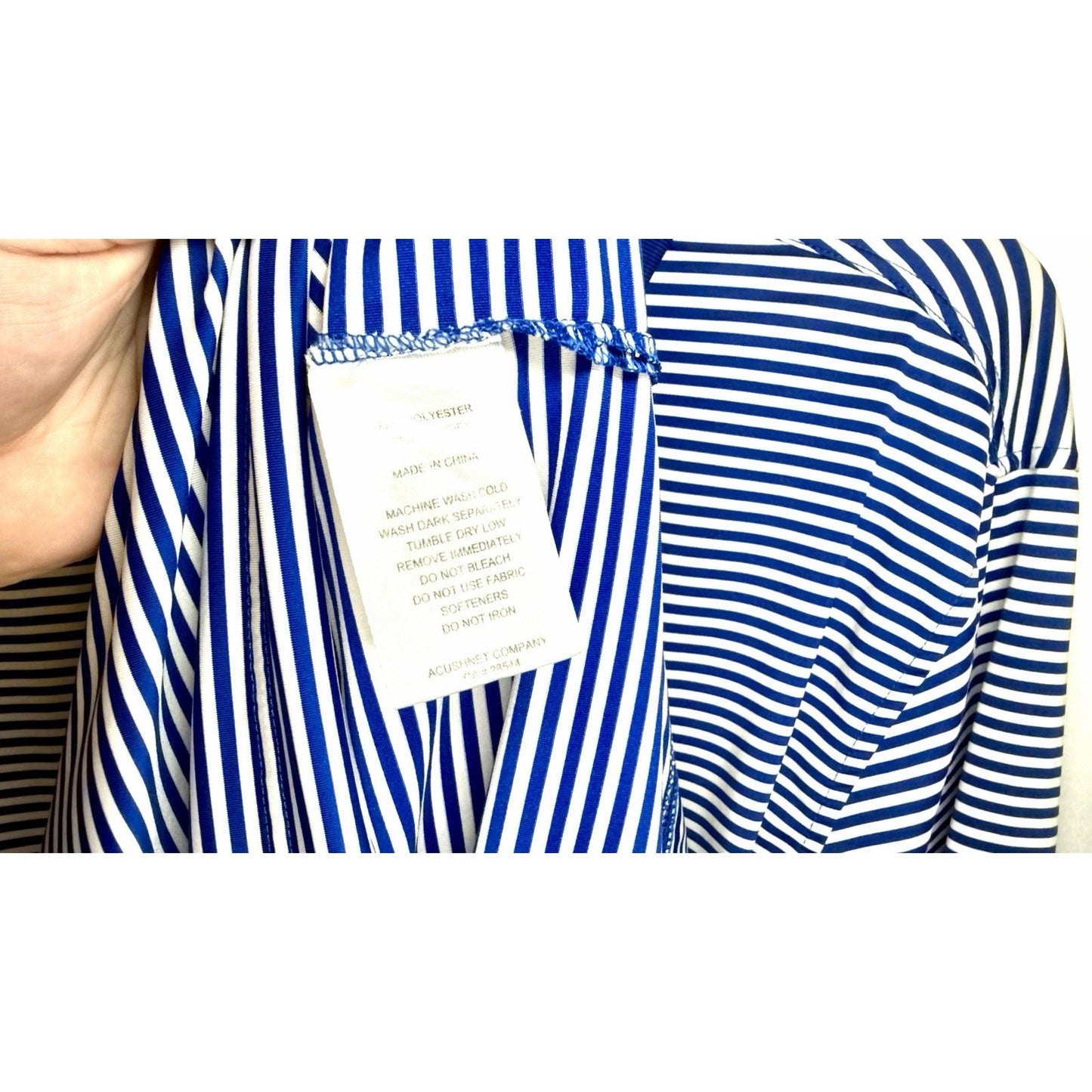 FootJoy FJ Blue & White Stripe Short Sleeve Mens Size M Golf Polo Active Shirt