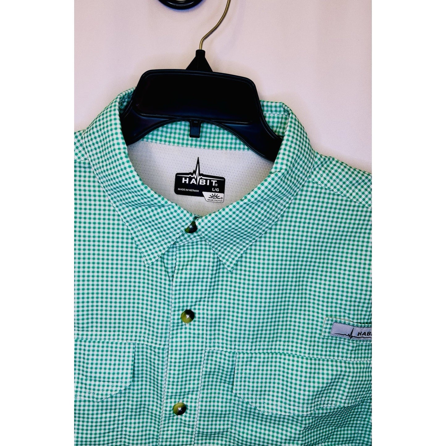 Habit Shirt Mens Medium 40+ Solar Factor Outdoor Fishing Button Gingham Plaid