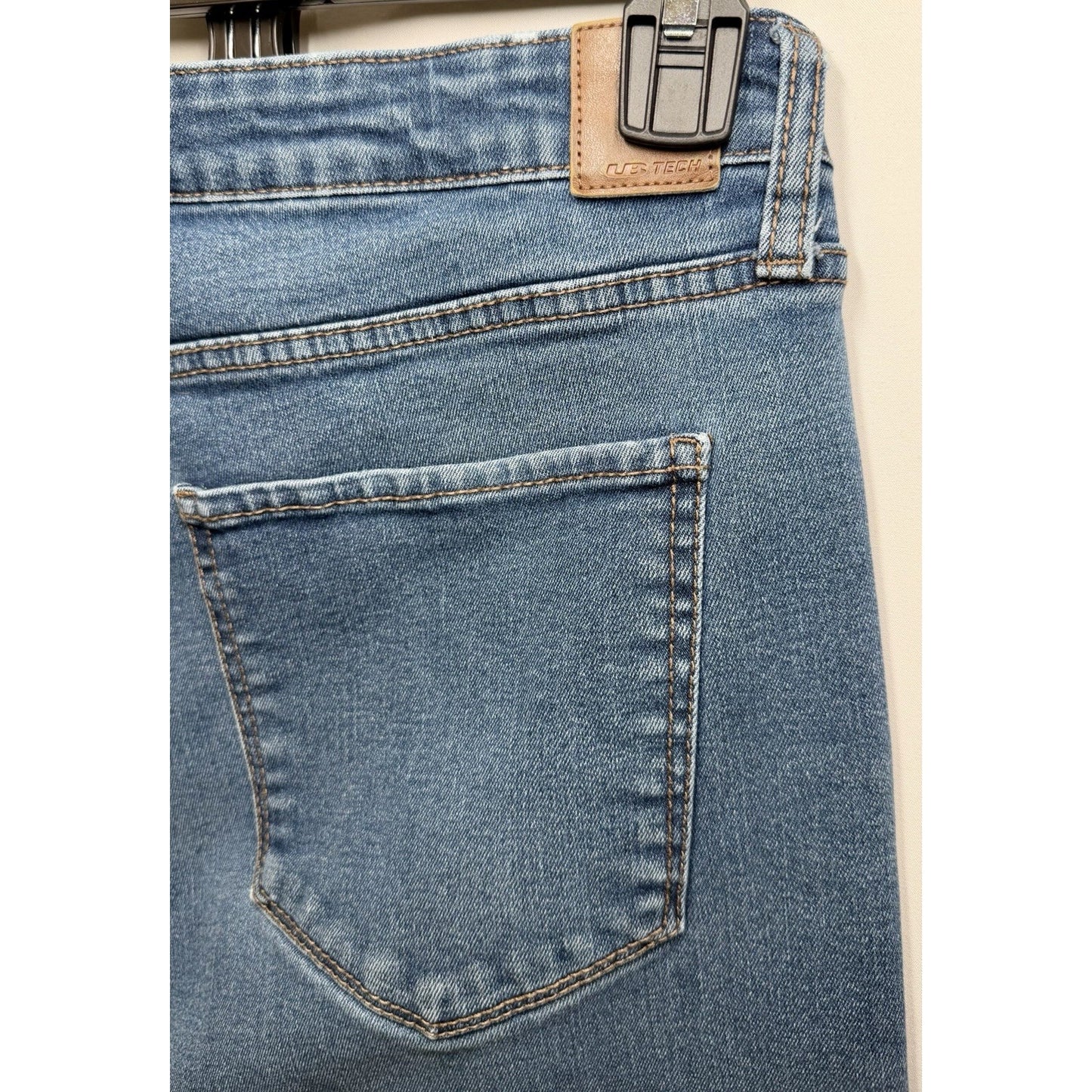 UB Tech Jeans Mens Travel Explore Discover Straight Stretch Denim Blue 38x32