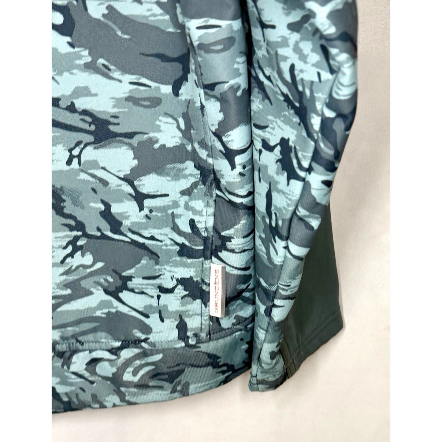 Grundéns Bulkhead Tech Fleece Jacket Mens Size XL Camo Hooded Fishing