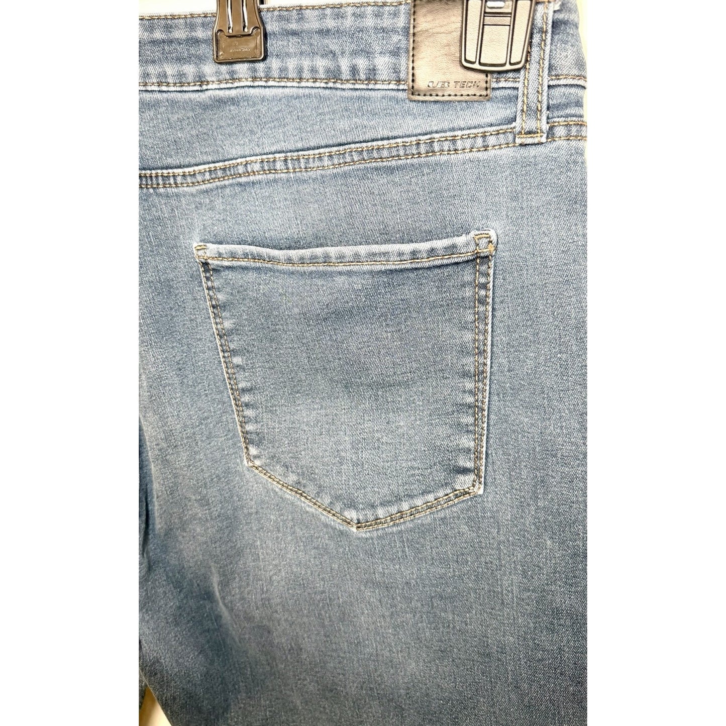 UB Tech Jeans Mens Travel Explore Discover Straight Stretch Denim Blue 38x32