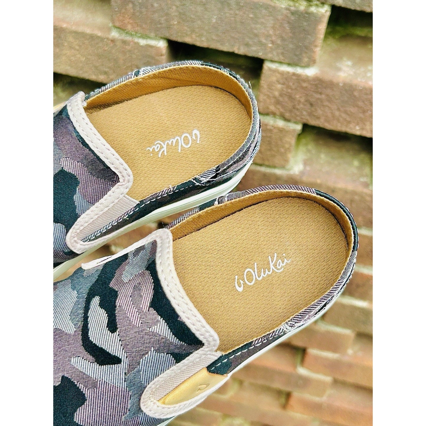 OluKai Pehuea Pa'i Ke Au Camo Slip On Sneakers Women's 7 - Slip On - Hide Heel