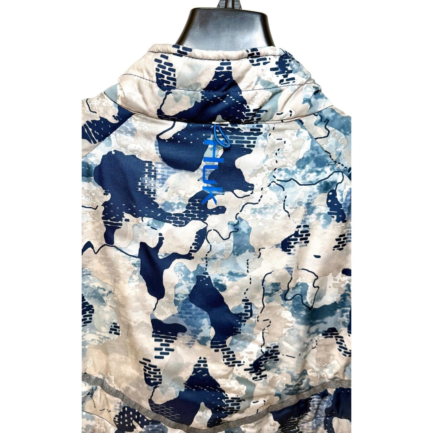 Huk Men's Icon X Puff Blue Camo Insulated Jacket / Size XL / $160 Retail