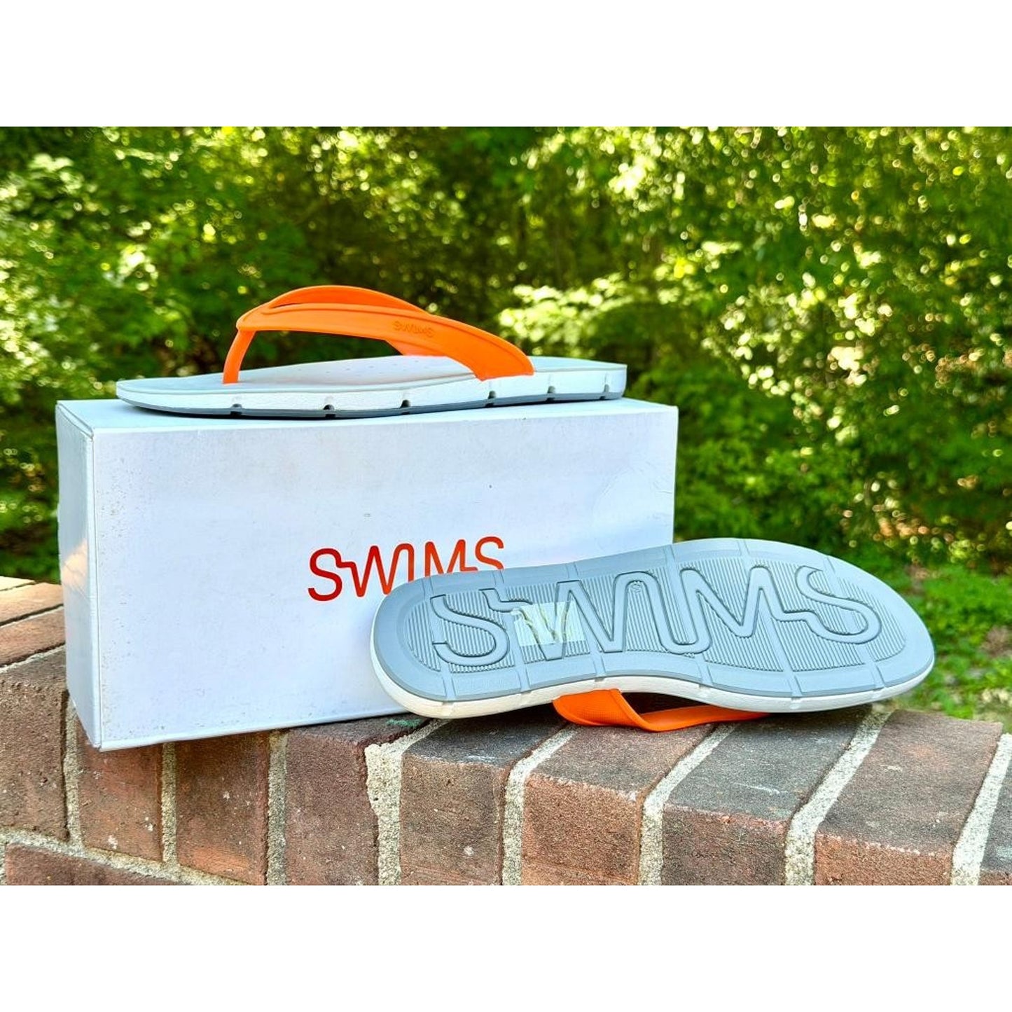 Swims Breeze Thong Sandal Mens Size 10 Orange White Gray Flip Flops 21287-589-10