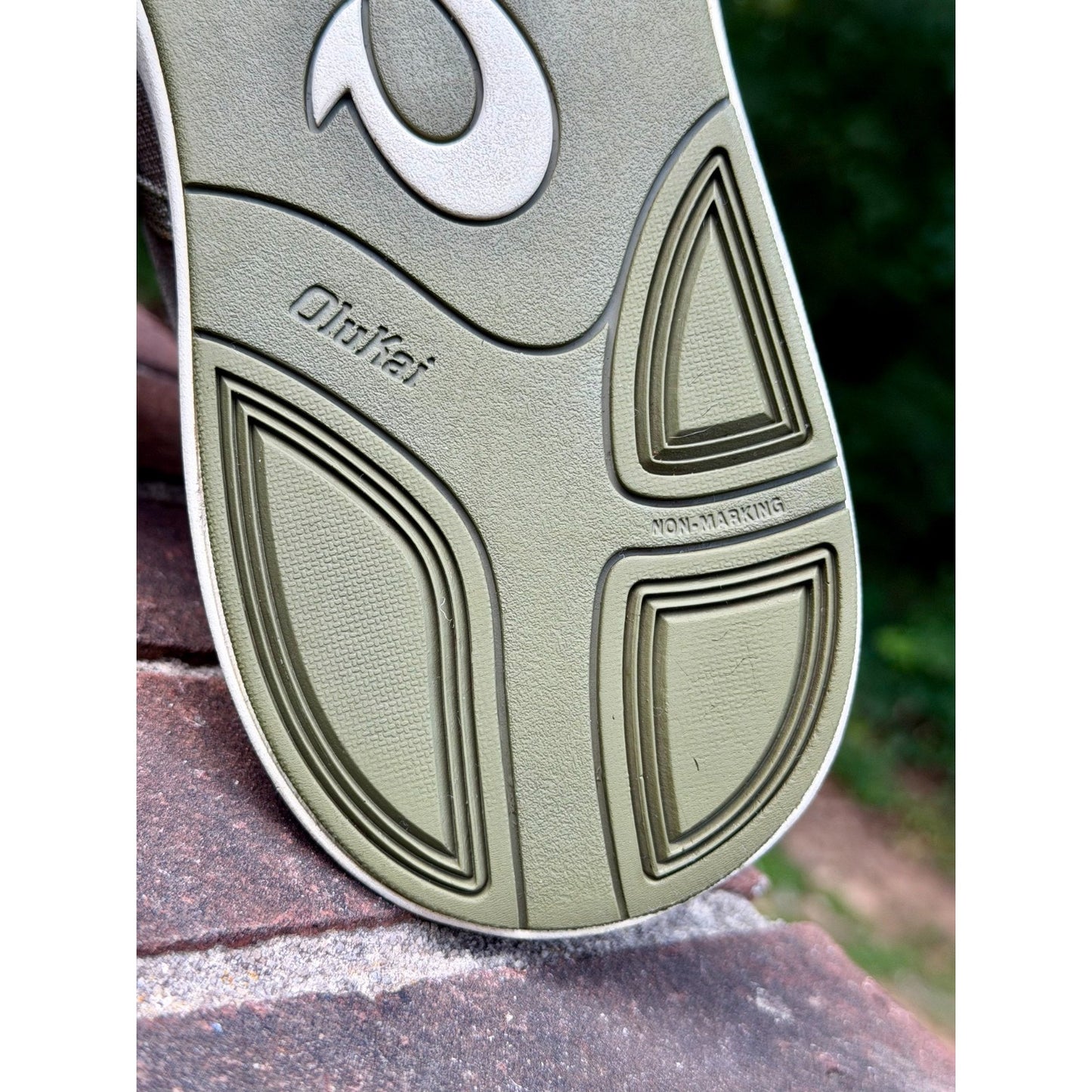 OluKai Holo Men’s Size 12 Hunter Green Mesh Sneakers Drop-In Heel Casual Shoes