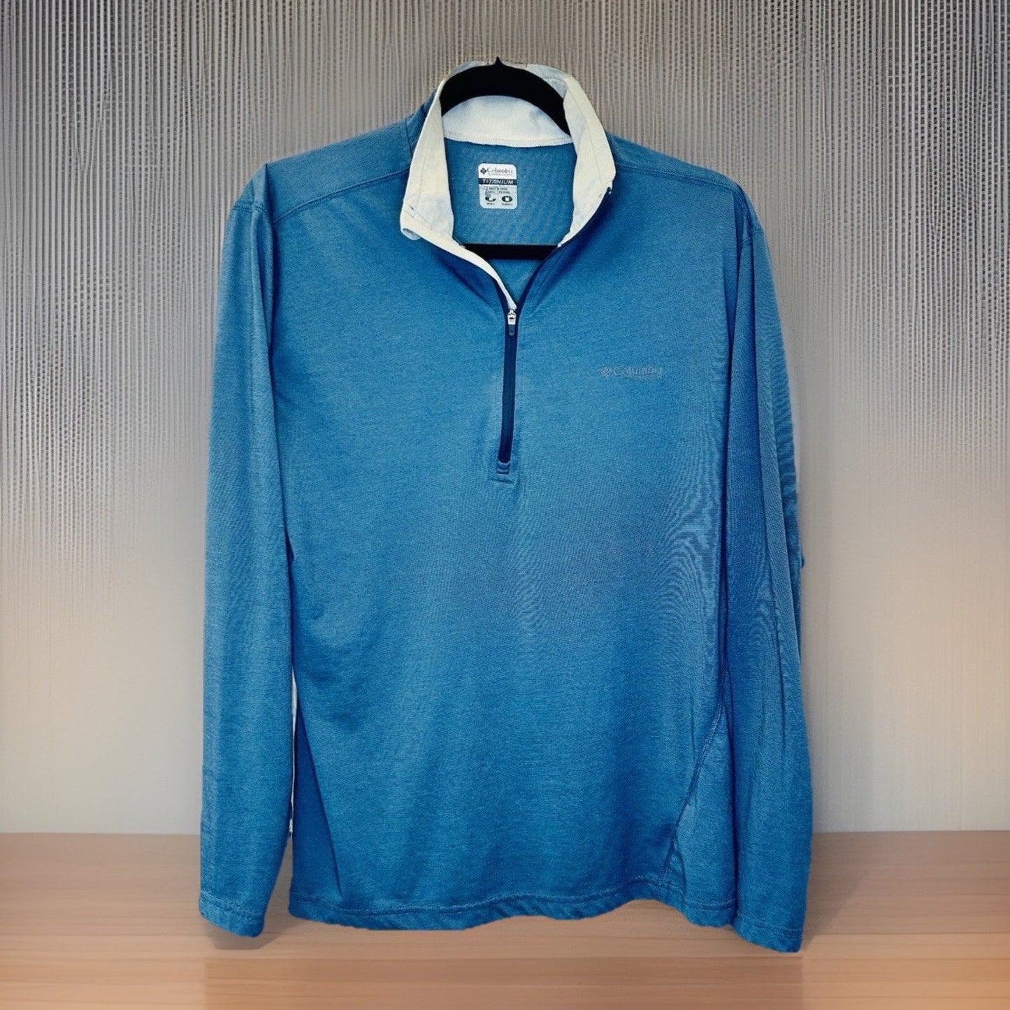 Columbia Titanium Series 1/4 Zip Up Blue Pullover - Men’s Medium