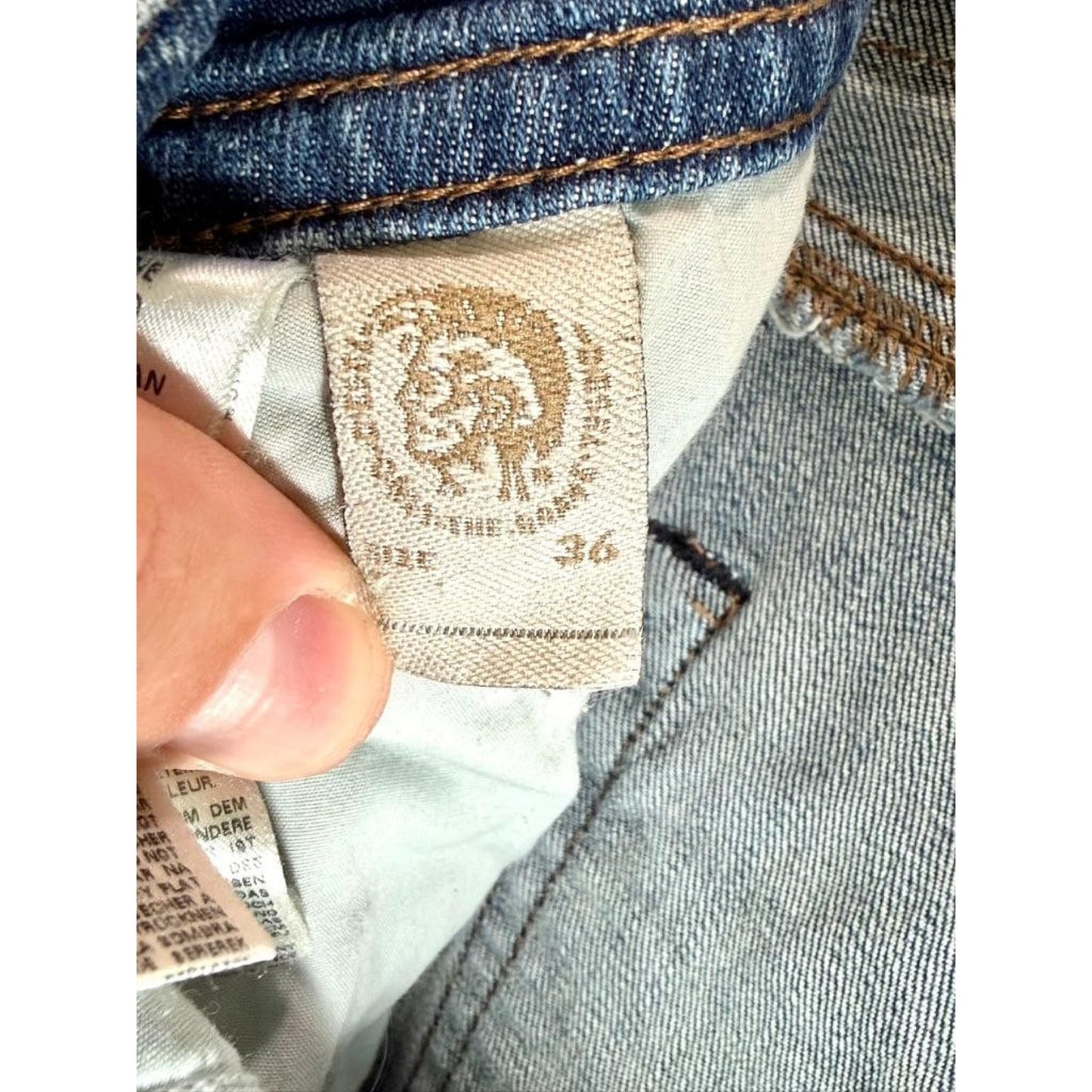 Diesel Buster Slim Tapered Jeans Mens 36x32 Blue Stretch Denim Wash C853P