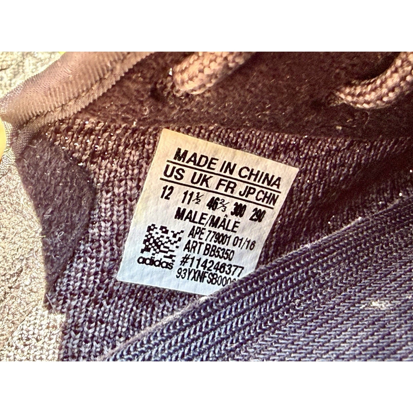 Adidas Yeezy Boost 350 Pirate Black Men’s Size 12 (2016 Release Model)