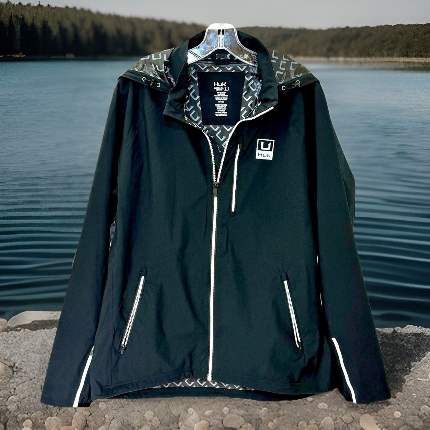 NWOT Huk Pursuit Waterproof Performance Fishing Hooded Jacket Size Large