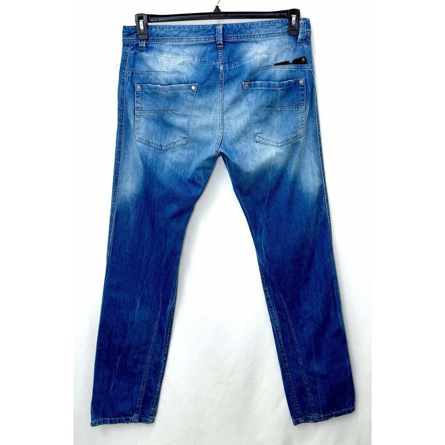 Diesel Industries DARRON 0823S Regular-Slim Tapered Fit 3D Jeans W36 L32
