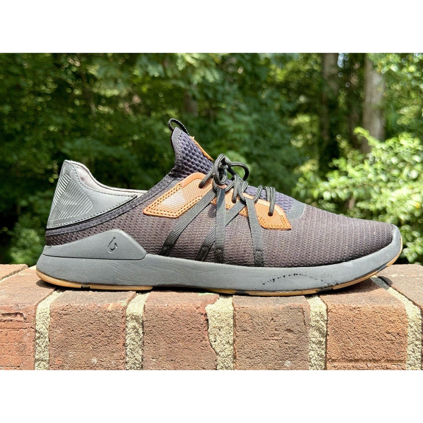 OluKai Mio Li Men’s Size 12 Lava Rock Athletic Sneakers Shoes Worn Twice