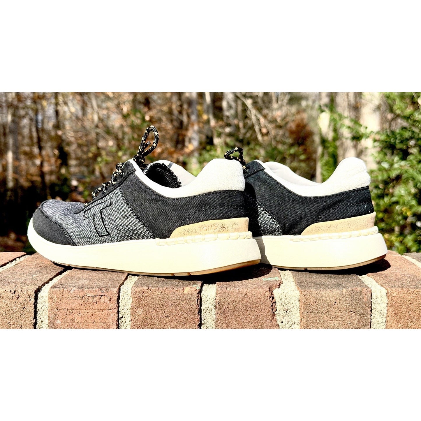 TOMS Heritage Sneakers Women’s 9 Black Canvas Low Top Round Toe Casual Shoes