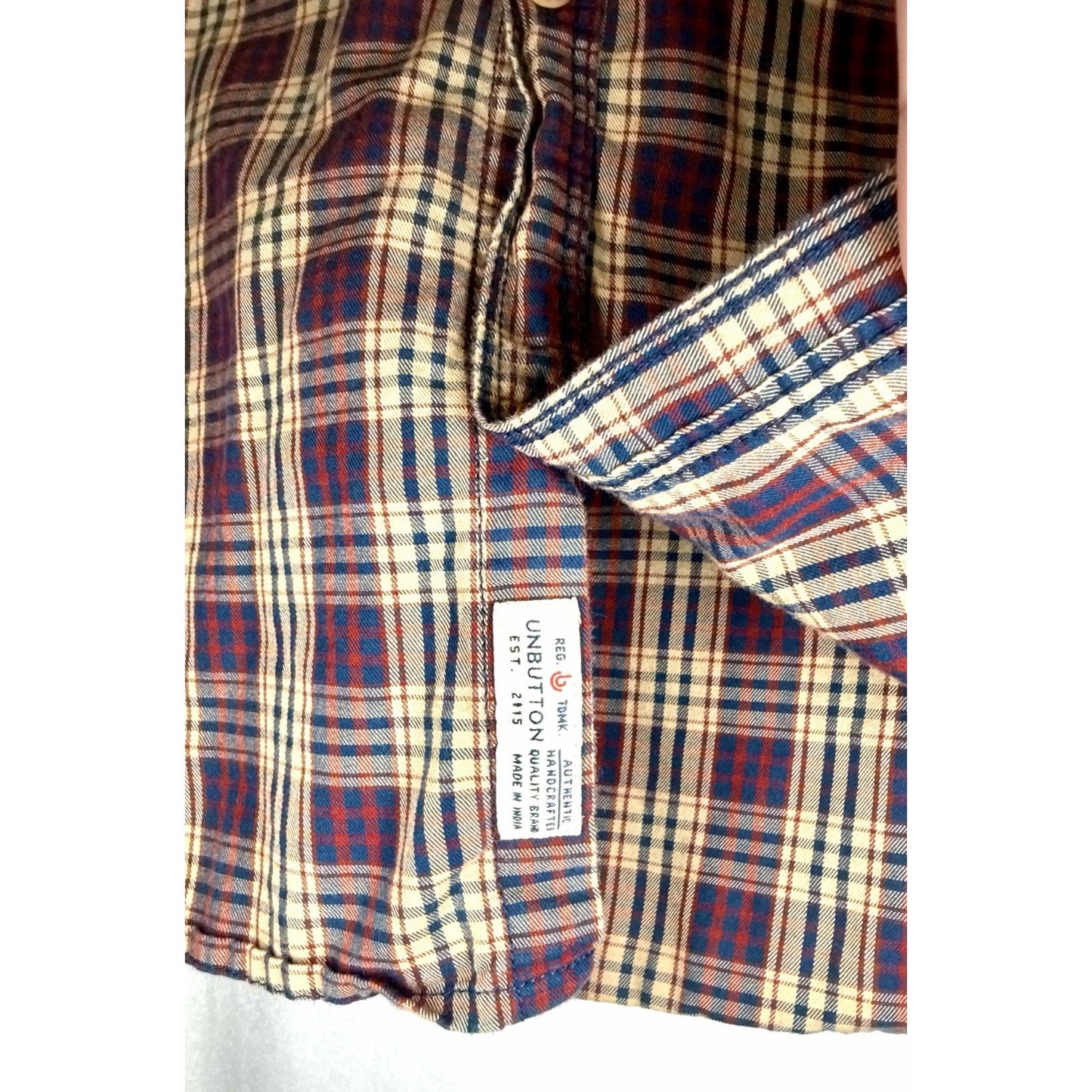 Unbutton Men’s XL Slim Fit Plaid Button Up Shirt