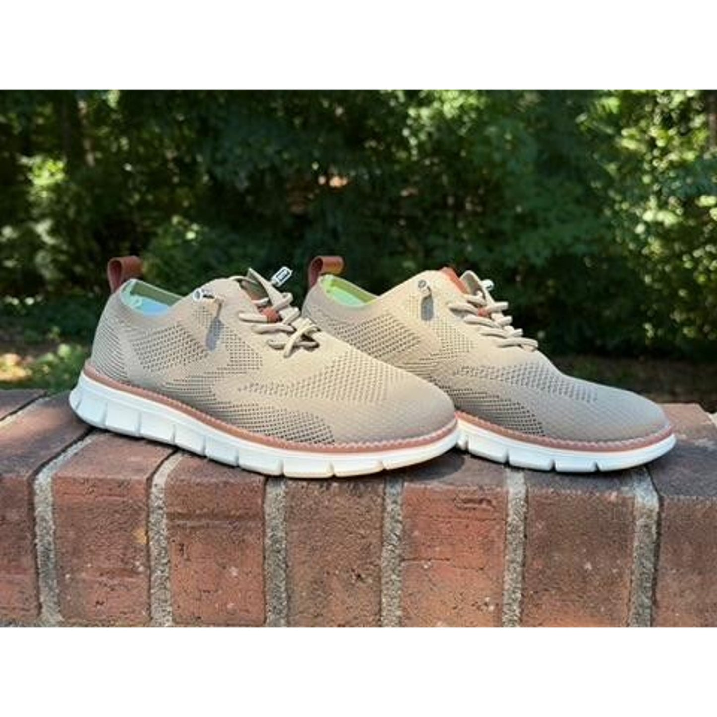 Austen Knit Casual Shoes Men's Size 7.5 Beige Slip On Elastic Laces EU 40