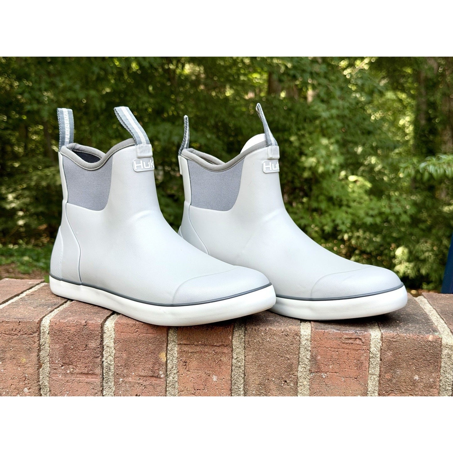 HUK Men’s Rogue Wave Fishing Deck Boots Waterproof Rubber Gray White Size 11 NIB