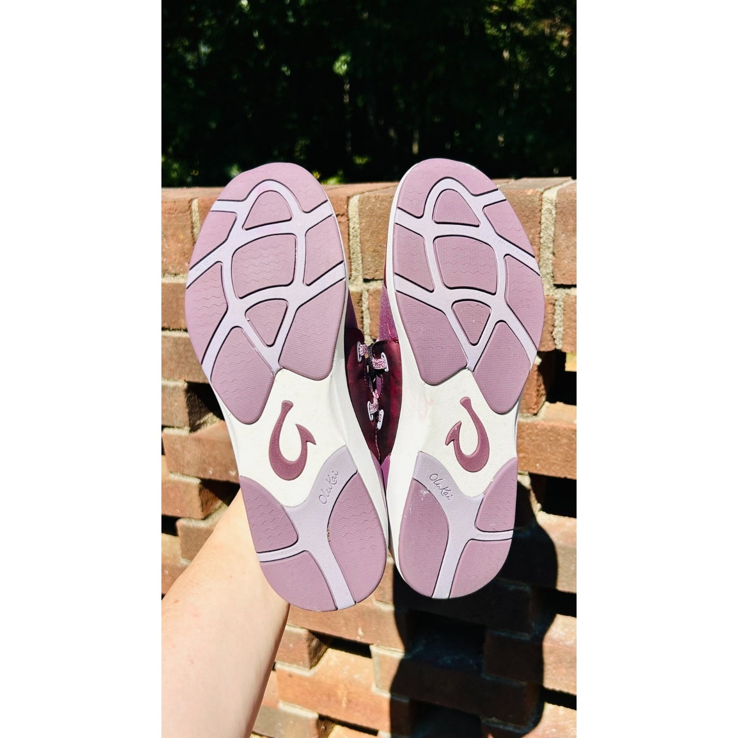 OLUKAI Miki Li / Slip On Sneakers / Women's Size 7