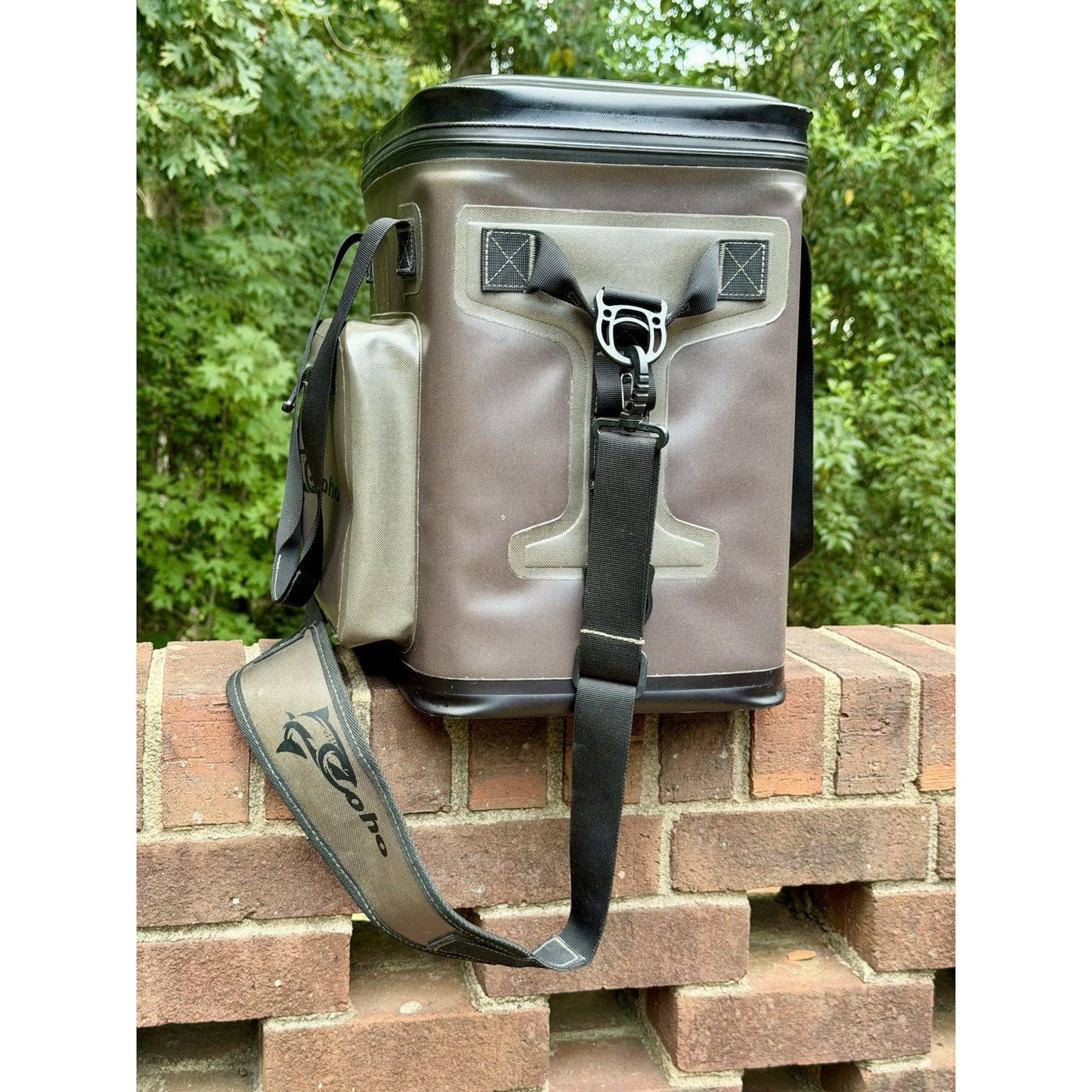 Coho Portable Cooler Bag 30 Can Soft Sided Cooler Insulated Leak Proof