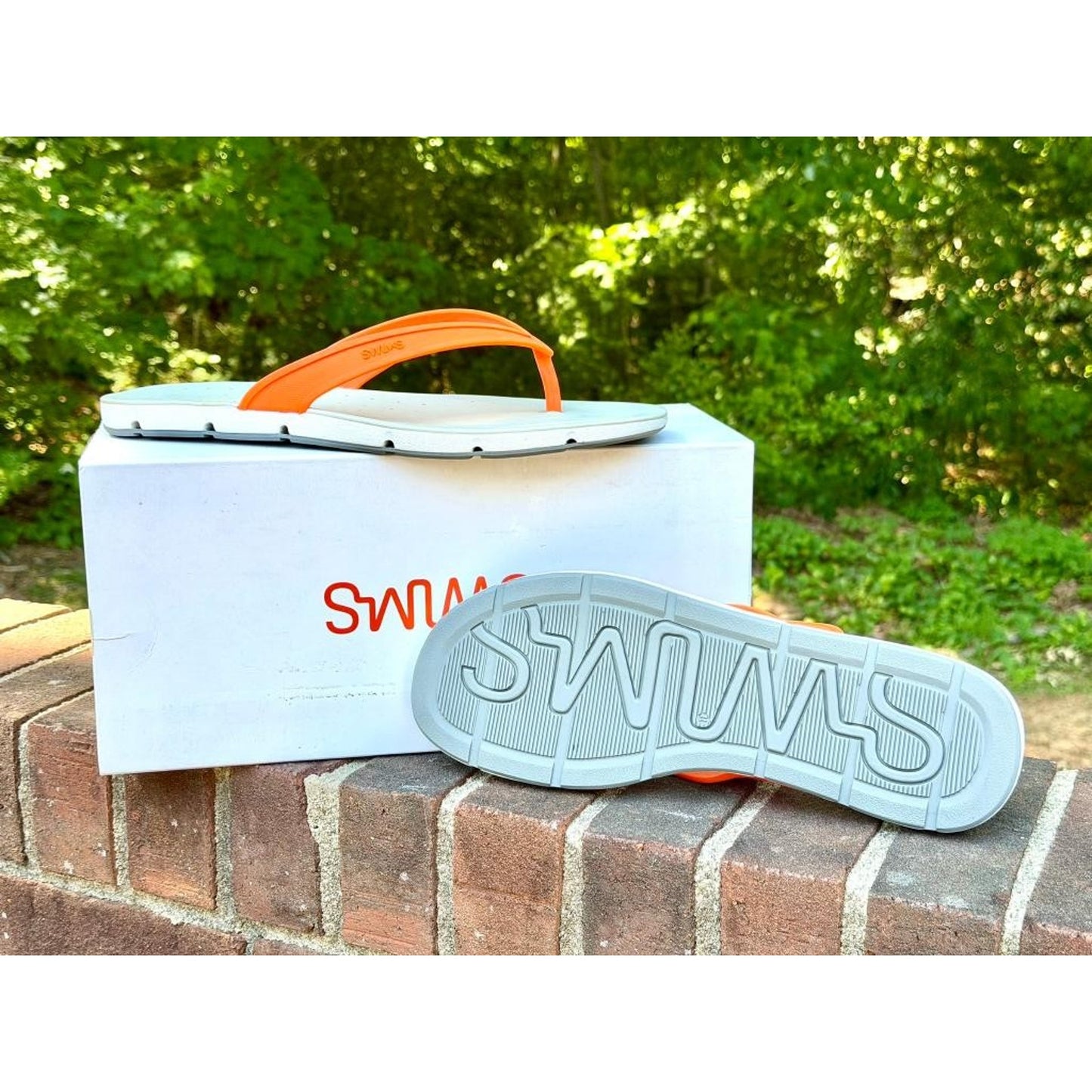 SWIMS Breeze Thong Sandal Mens Size 11 Orange White Gray Flip Flop 21287-589-11
