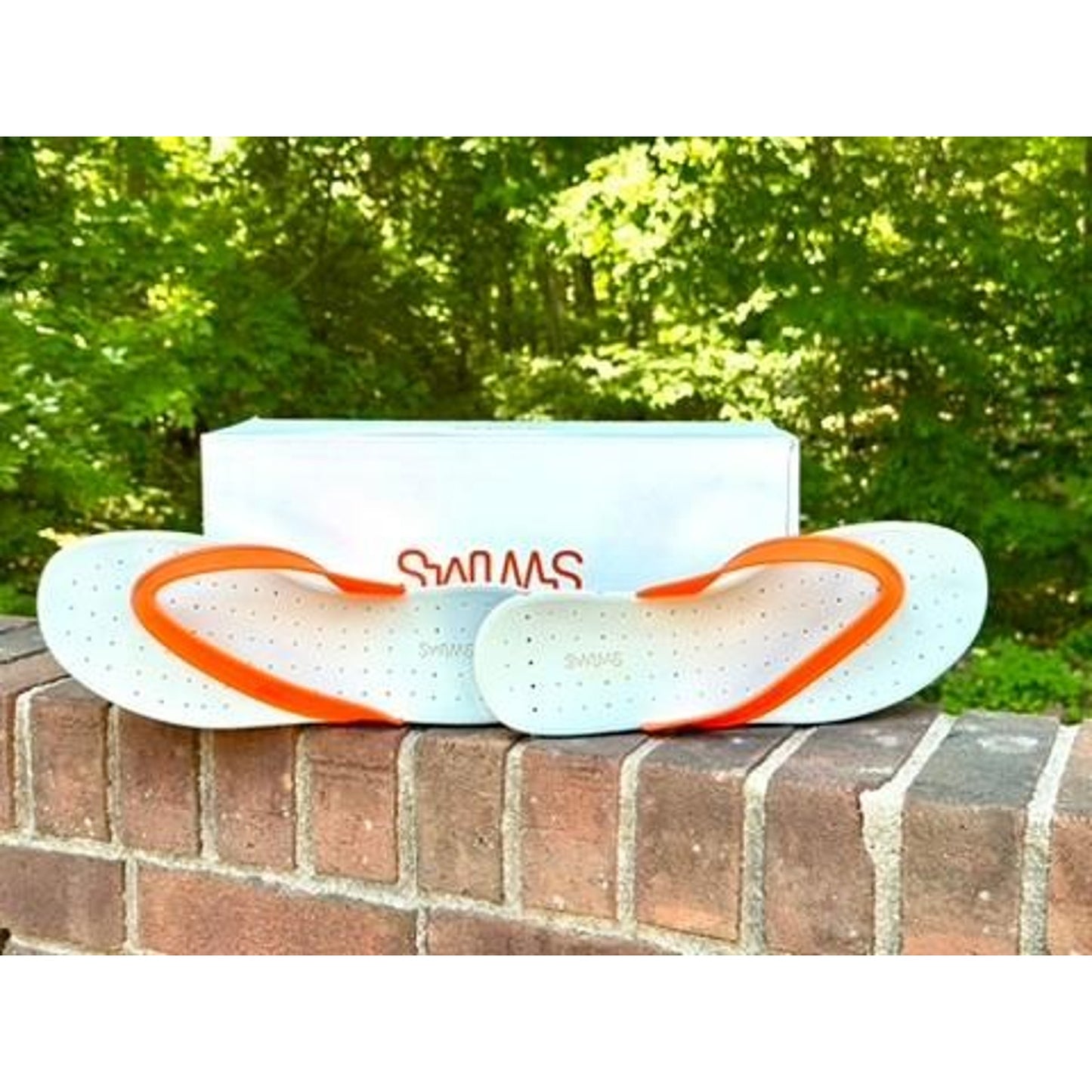 Swims Breeze Thong Sandals Mens Size 11 Orange White Gray Flip Flops New in Box