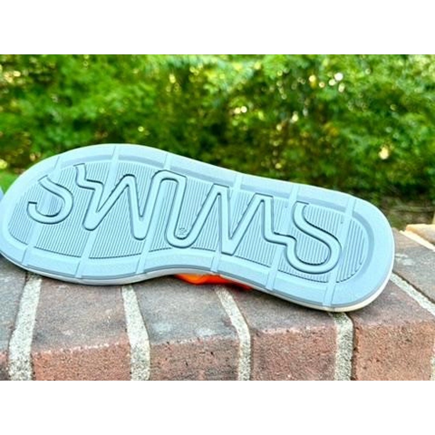 Swims Breeze Thong Sandal Mens Size 10 Orange White Gray Flip Flops 21287-589-10