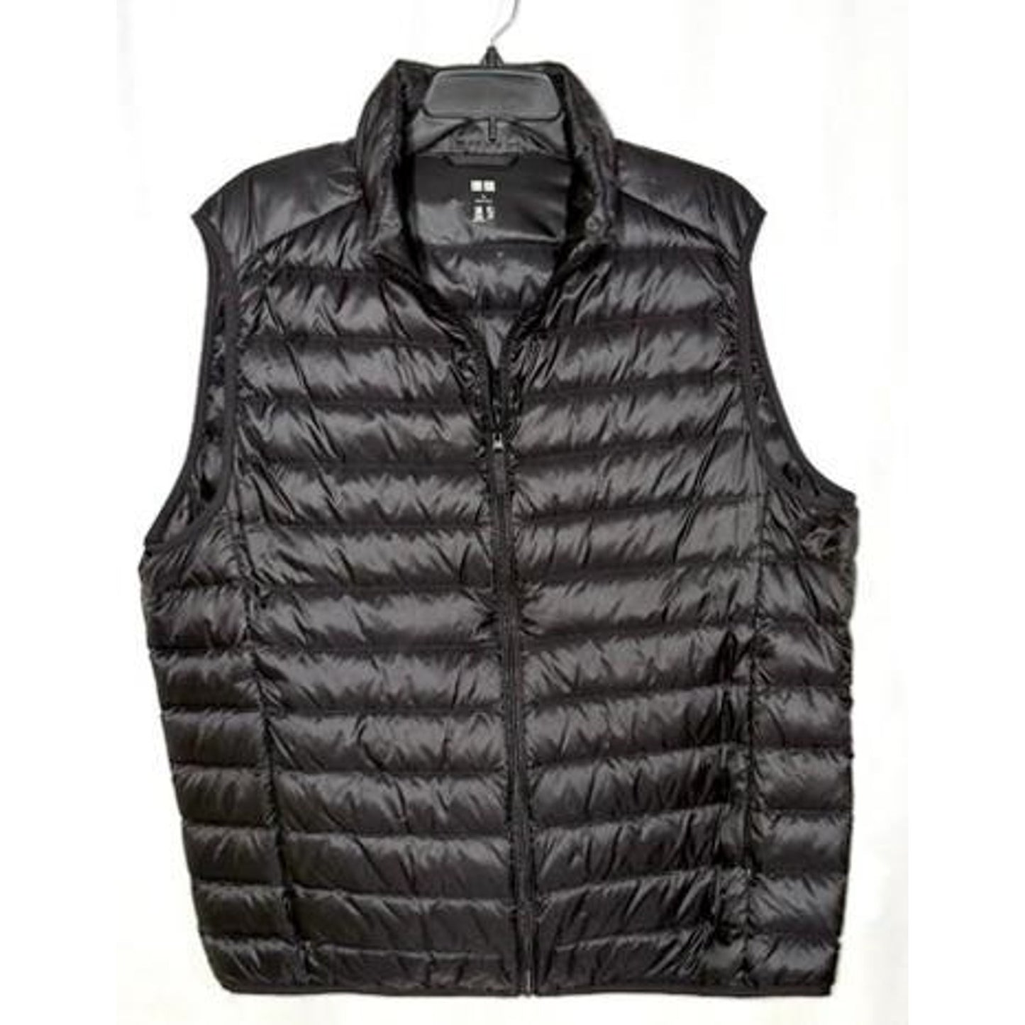 Uniqlo Ultra Light Down Vest Mens XL Black Puffer Full Zip Water Repellent