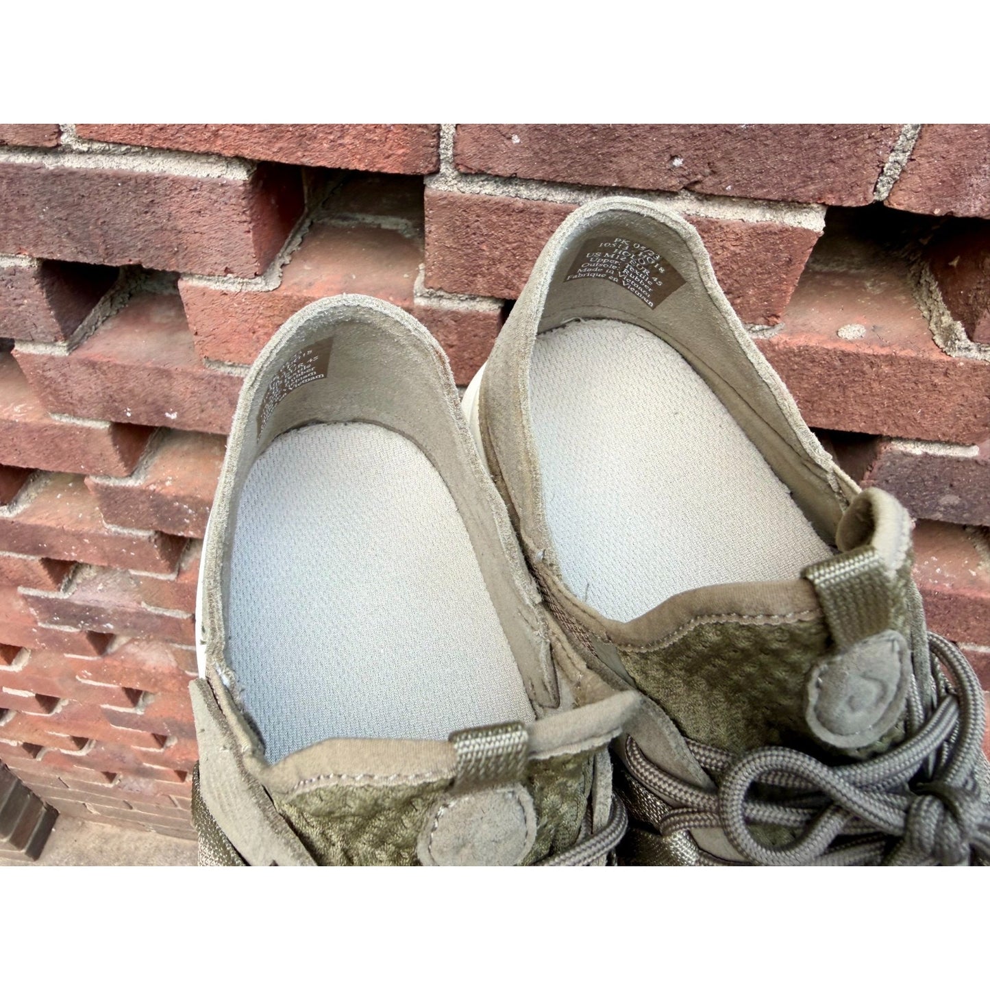 OluKai Holo Men’s Size 12 Hunter Green Mesh Sneakers Drop-In Heel Casual Shoes