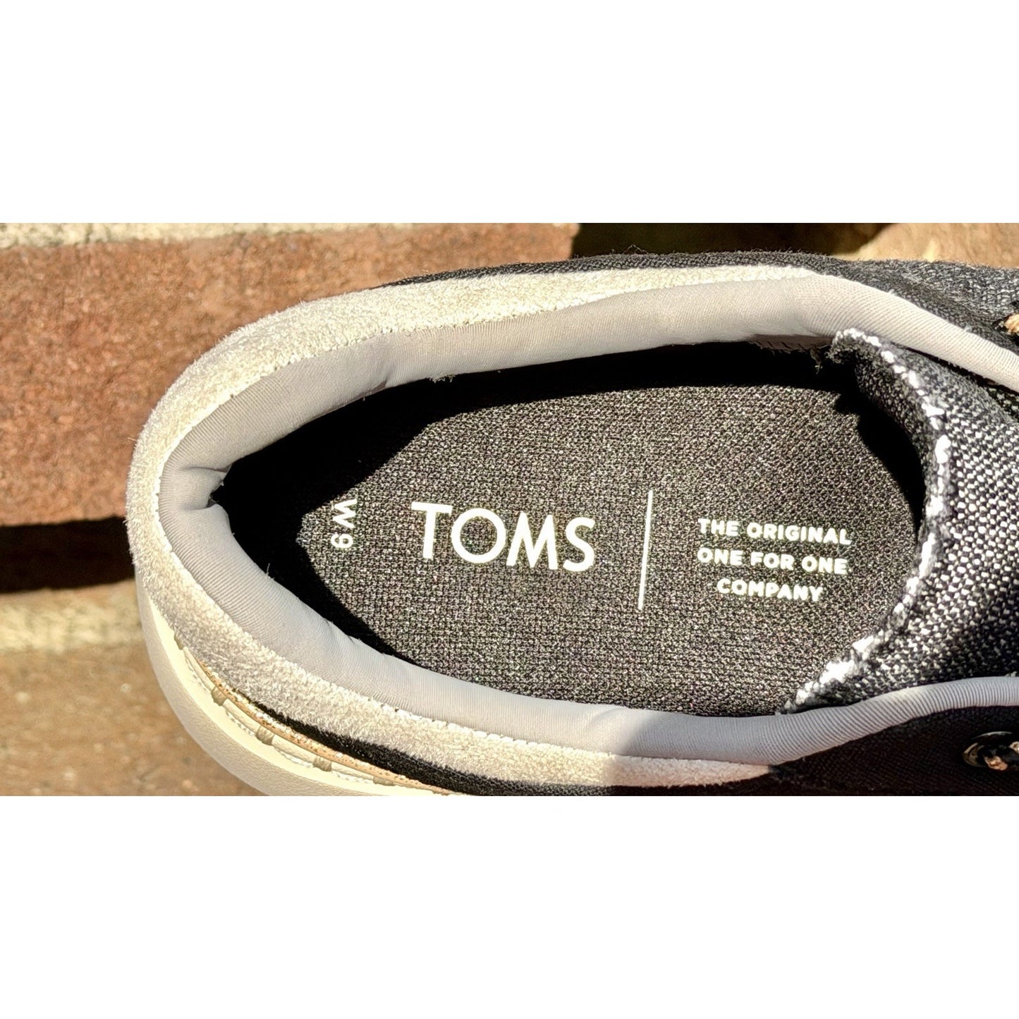 TOMS Heritage Sneakers Women’s 9 Black Canvas Low Top Round Toe Casual Shoes