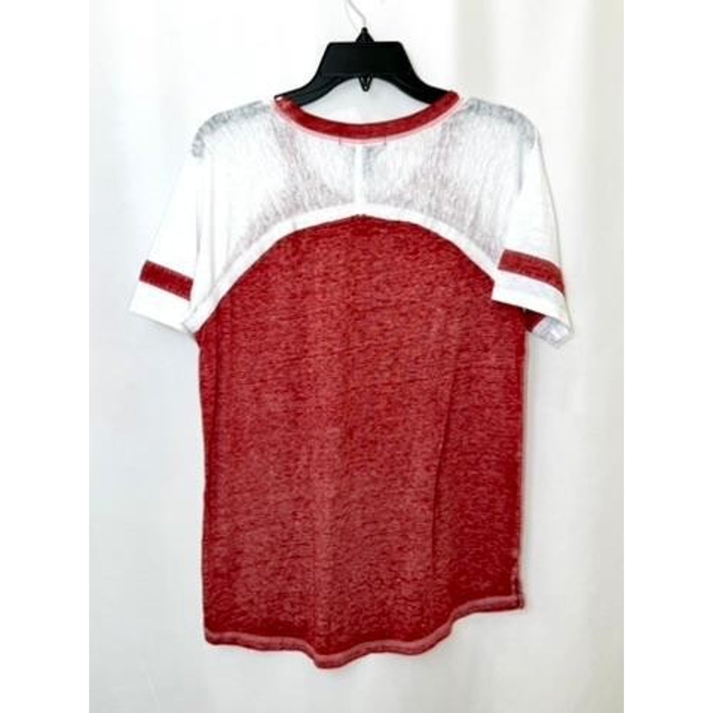 Sable Sky Farmers Market Graphic Tee Womens Medium Red White Raglan T-Shirt
