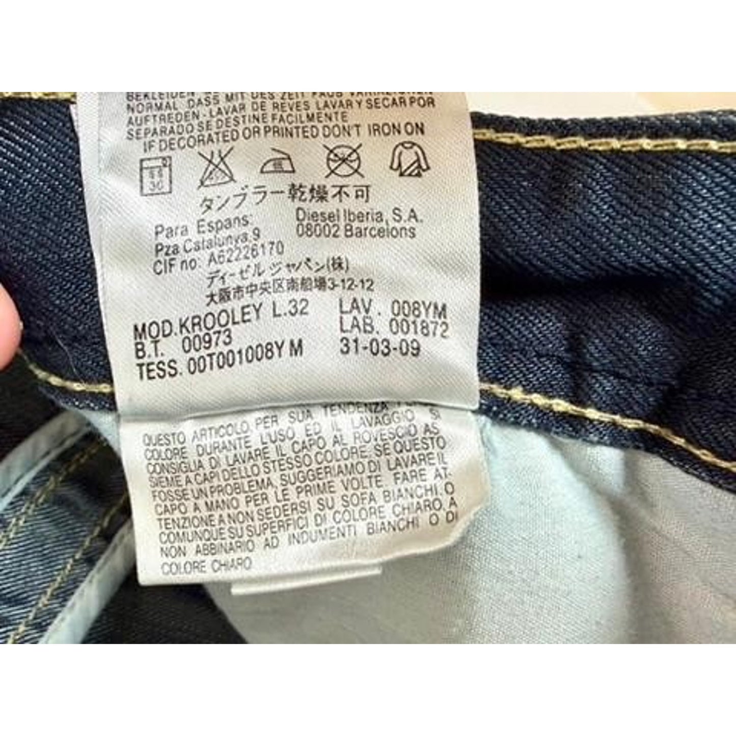 Diesel Viker-AD Blue Eyecons 2010/8 Edition Jeans Mens 34x32 Wash 0088Z Straight
