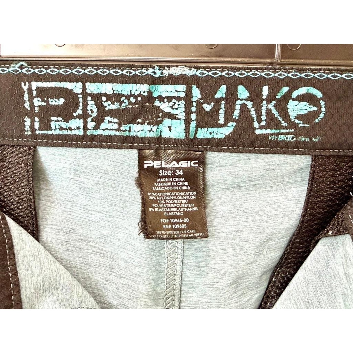 Pelagic Mako Hybrid Shorts Mens 34 Blue Gray Fishing Boardshorts Walk Shorts
