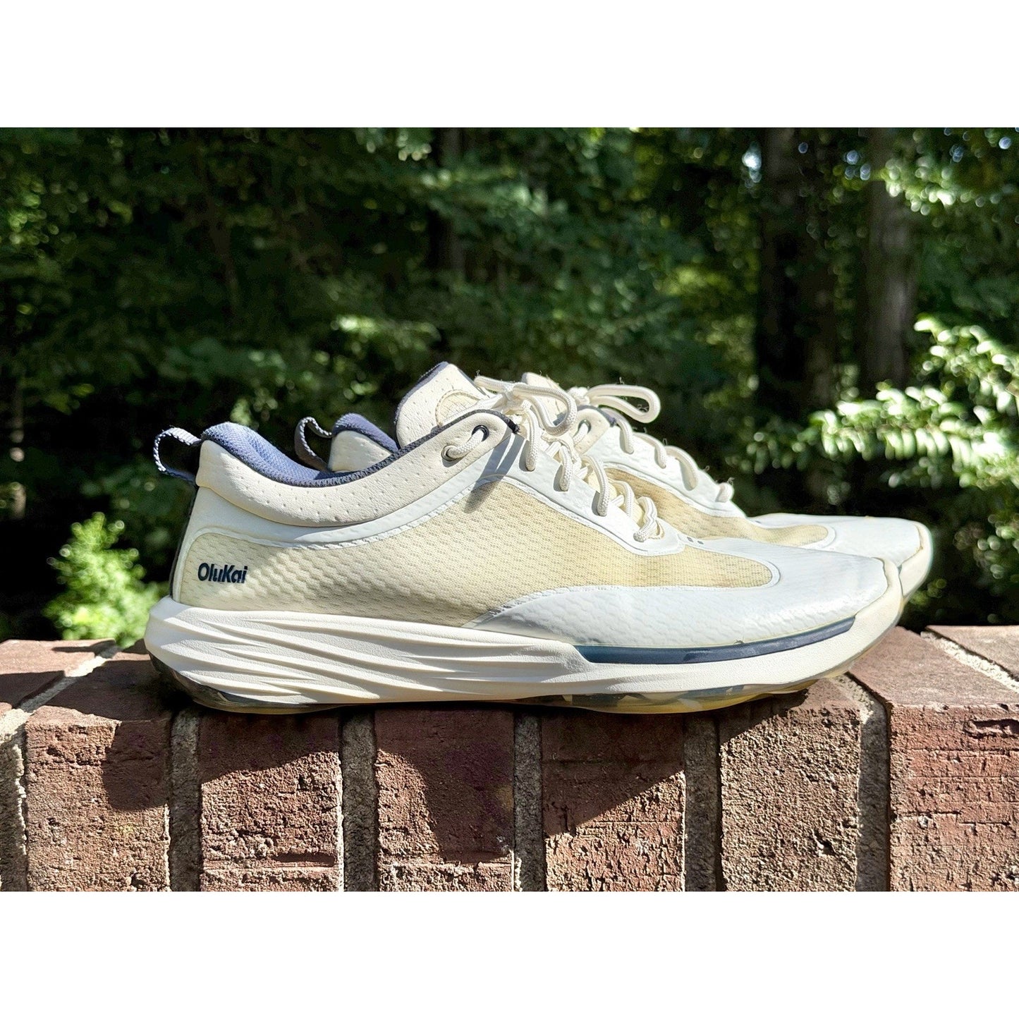 OluKai Makena WP Spikeless Golf Shoes Off White Navy Mens Size 11.5 ($200 New)