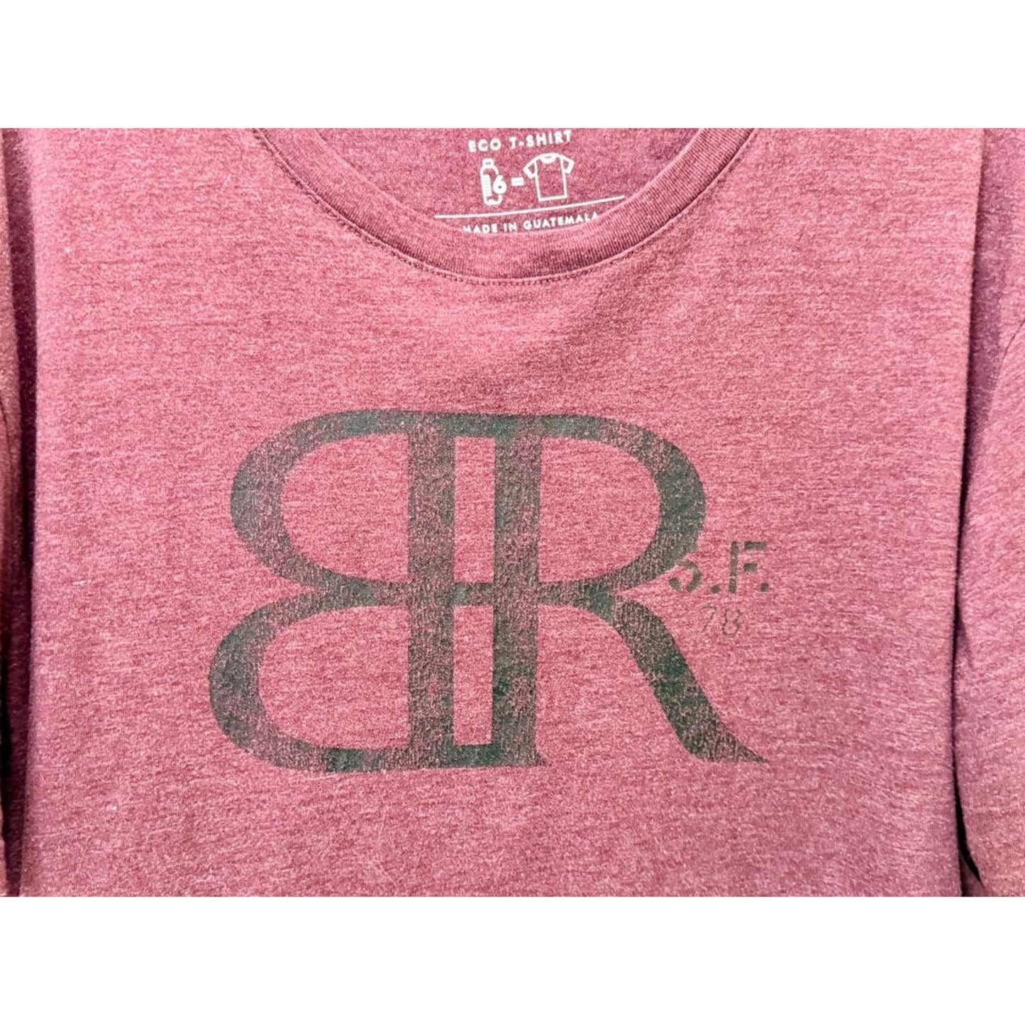Banana Republic Eco T-Shirt Mens XL Burgundy Heather BR Logo Graphic Tee