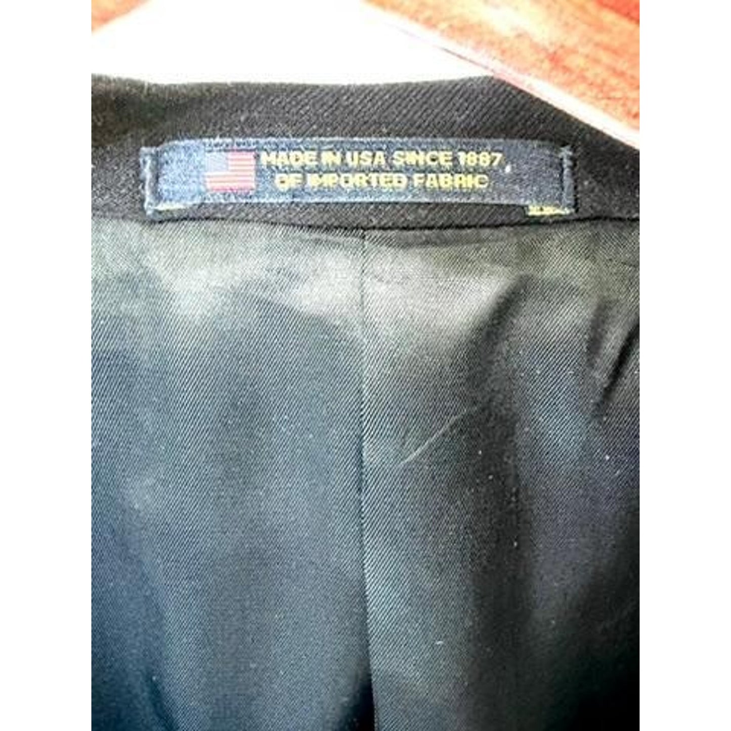 Hart Schaffner Marx Mens 2 Piece Suit 41L Navy Blue Wool Blend Pleated Pants USA