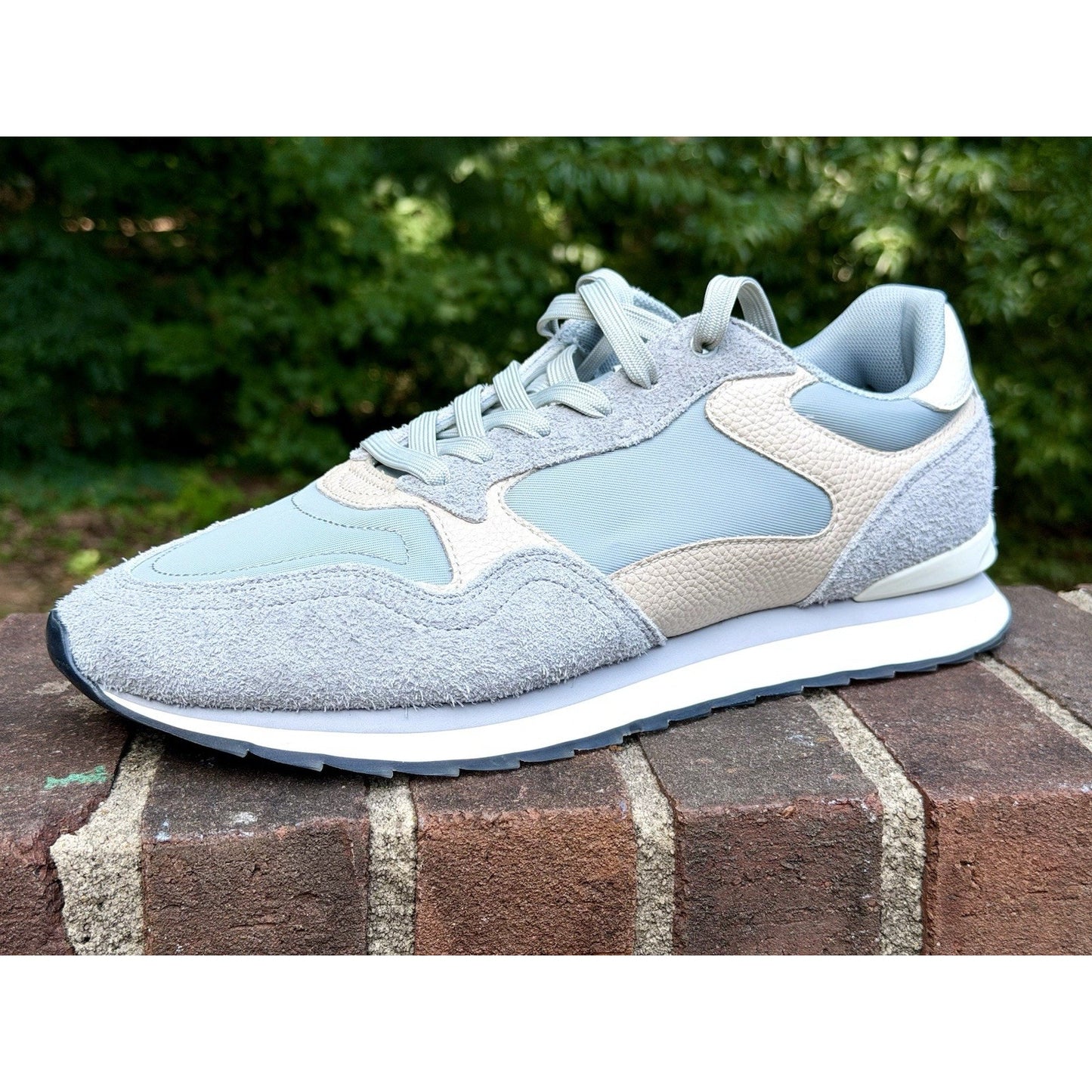 HOFF City Series Düsseldorf Men’s Size 12 Sneakers Grey Suede Worn Once $177 New