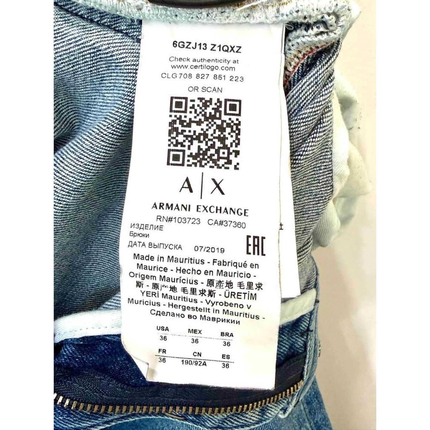 Armani Exchange J13 Slim Fit Jeans Mens Size 36 Blue Denim Light Wash