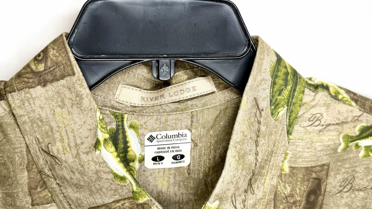 Columbia River Lodge Trout Fish Fishing Green Shirt Mens Large EUC