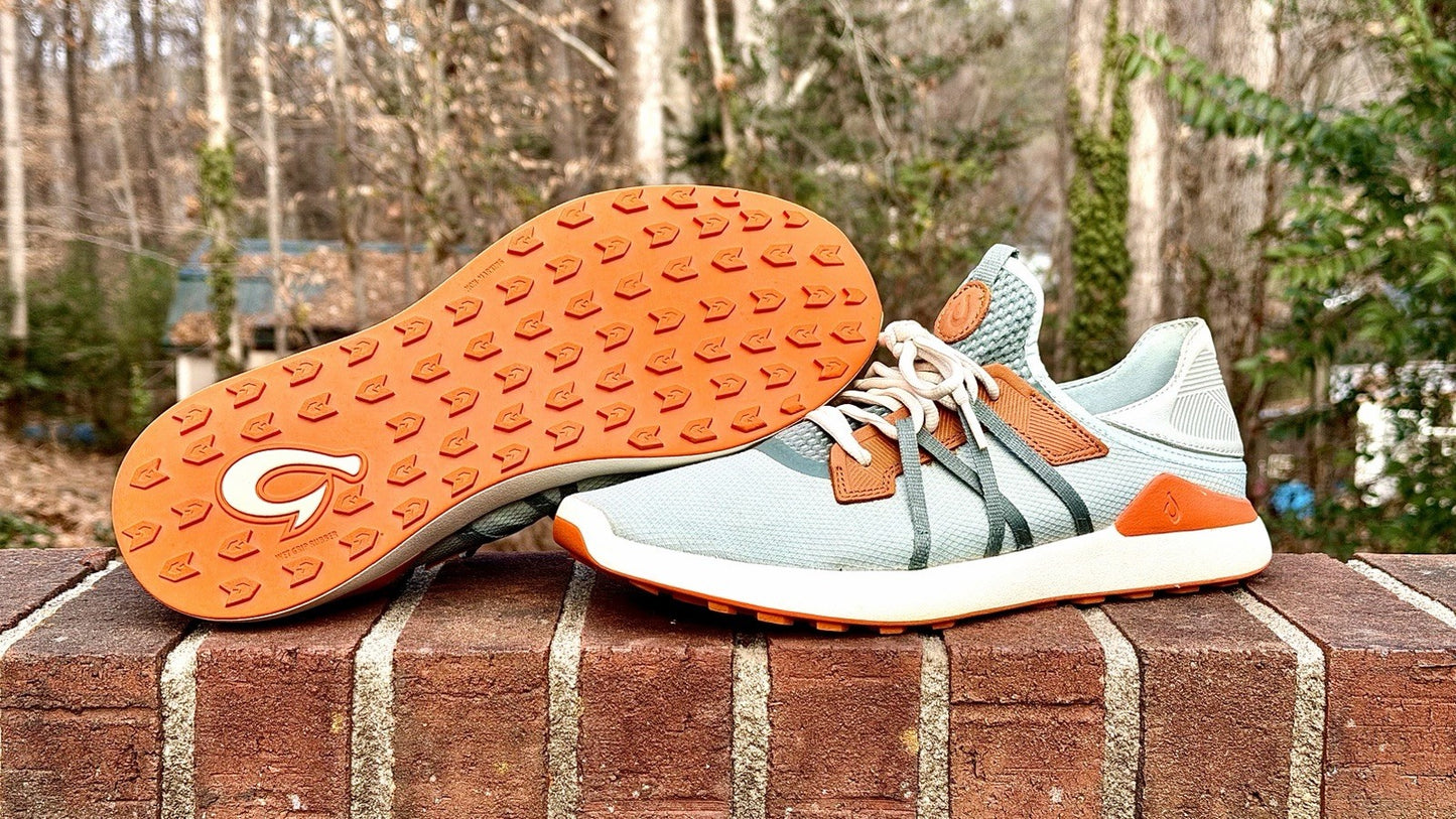 Olukai Manele Golf Shoes / Pale Moss-Orange / Size 11.5 / Worn Once / $150 New