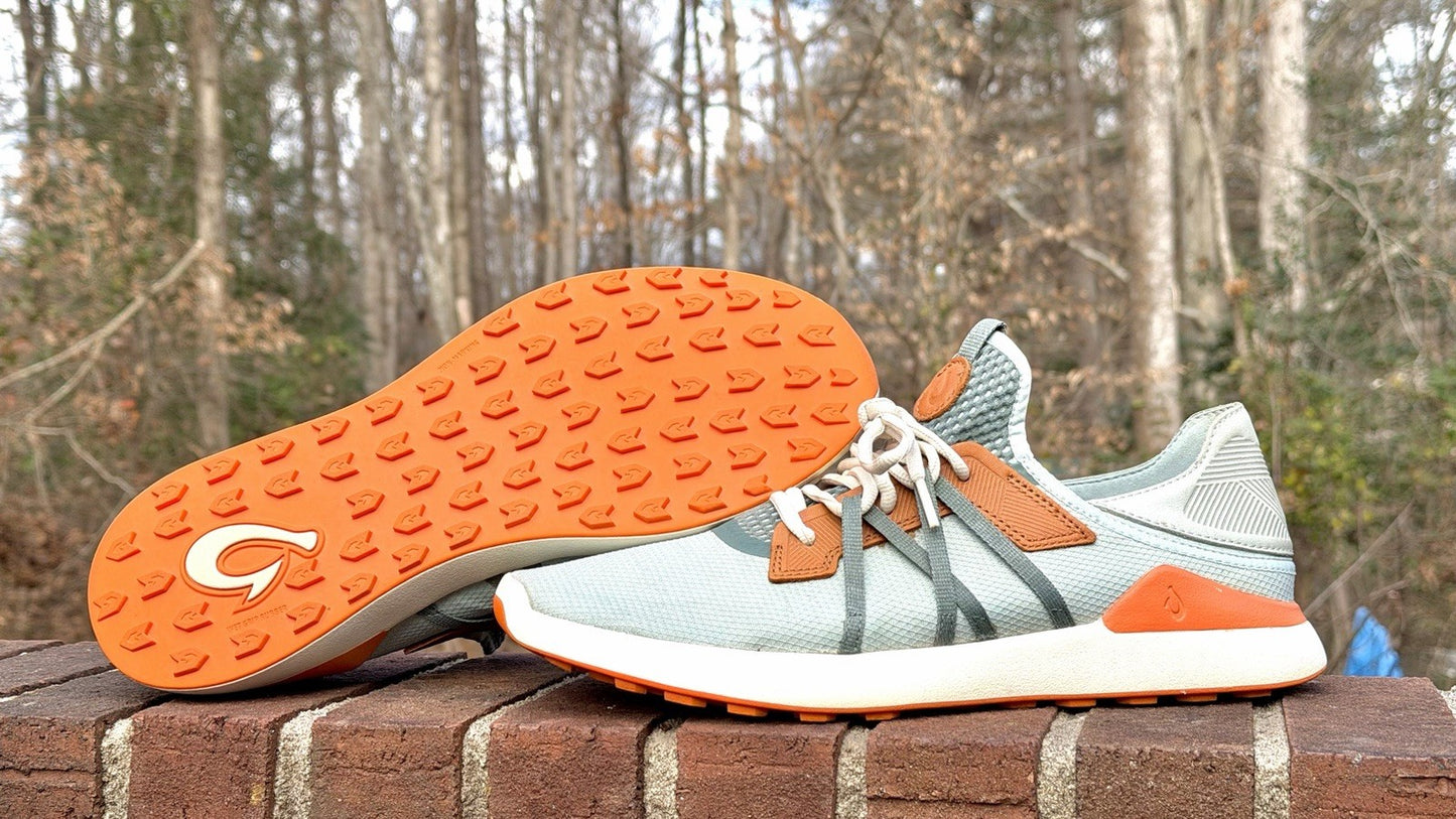 Olukai Manele Golf Shoes / Pale Moss-Orange / Size 11.5 / Worn Once / $150 New