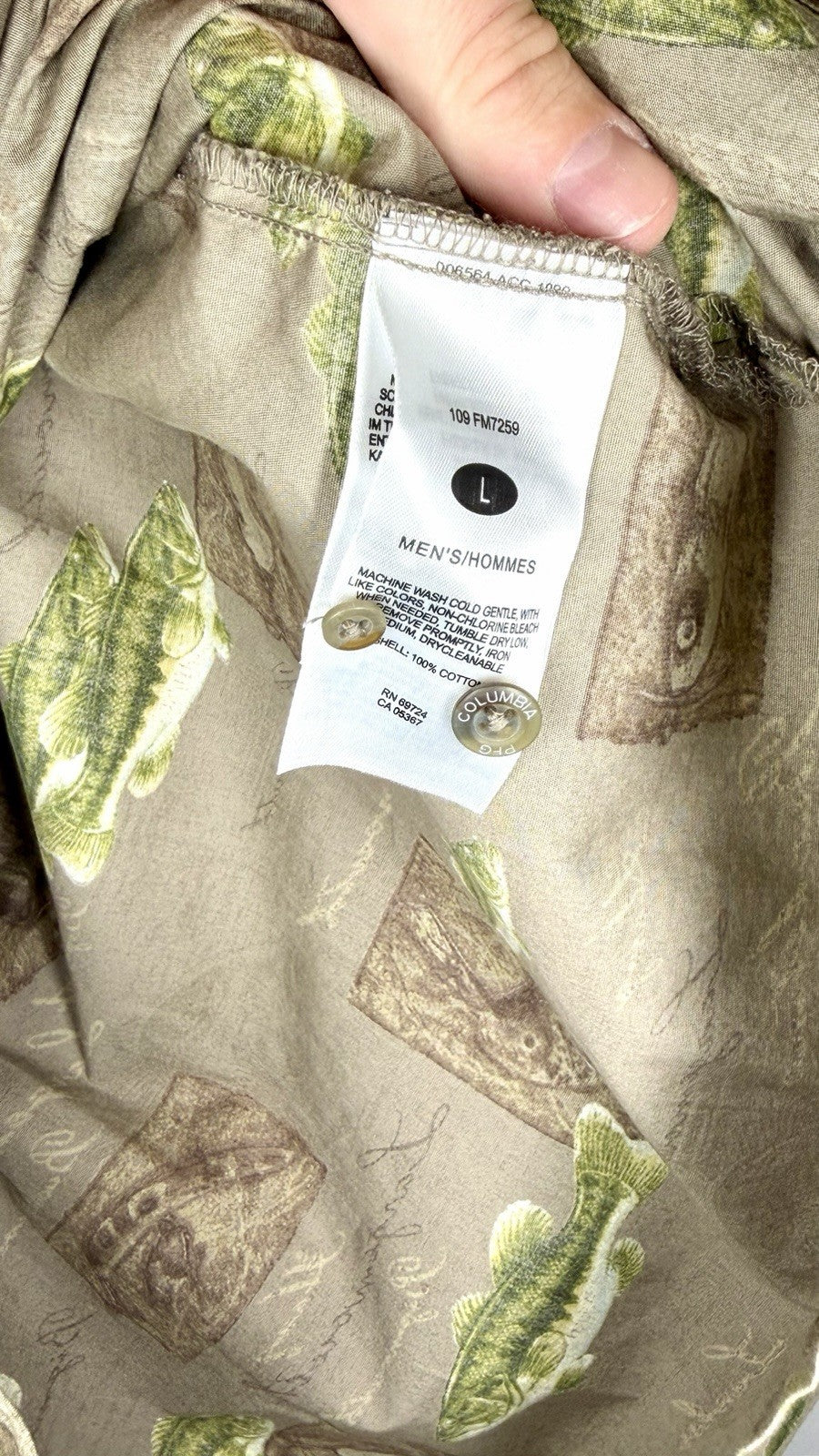 Columbia River Lodge Trout Fish Fishing Green Shirt Mens Large EUC