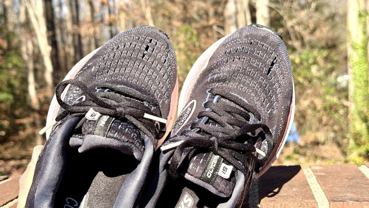 Brooks Women's Glycerin 19 Black Pink Running Shoe Sneaker Size 9 B Medium