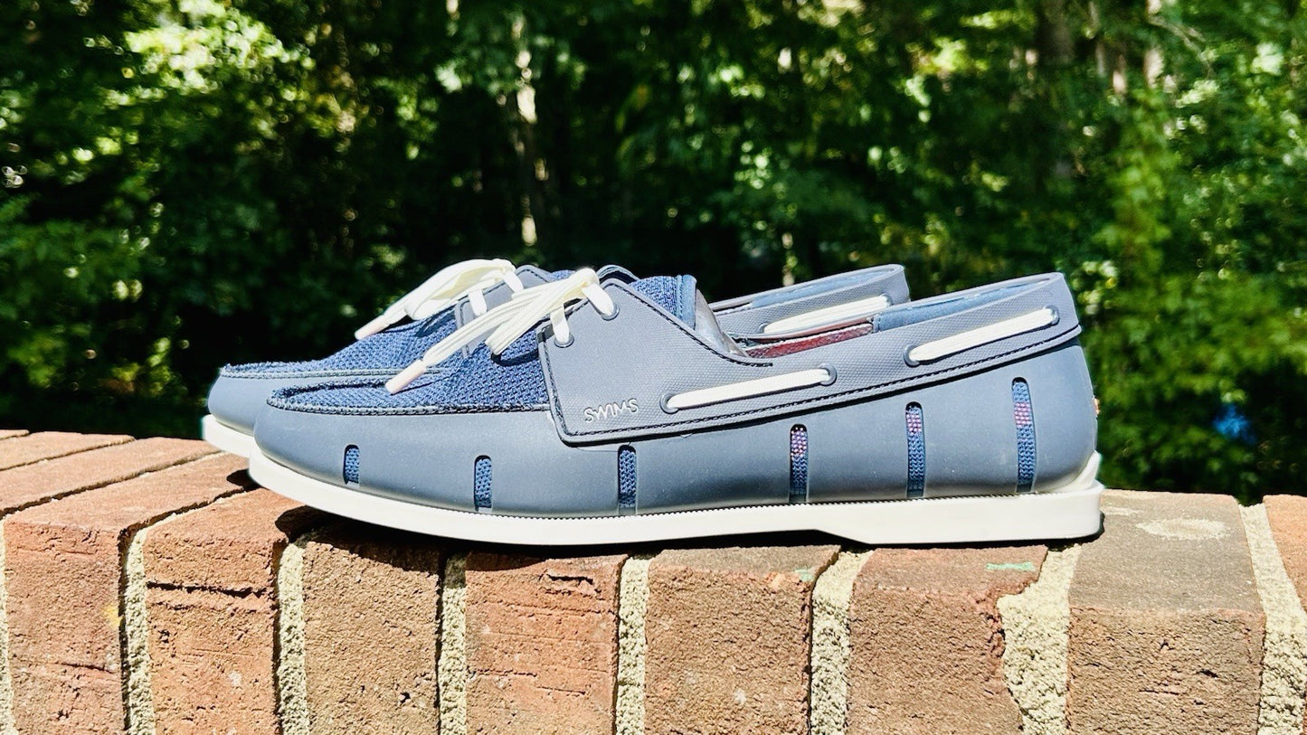 NWOT SWIMS Men's Size 12 Boat Loafers Laced Waterproof Washable Shoes Blue/White